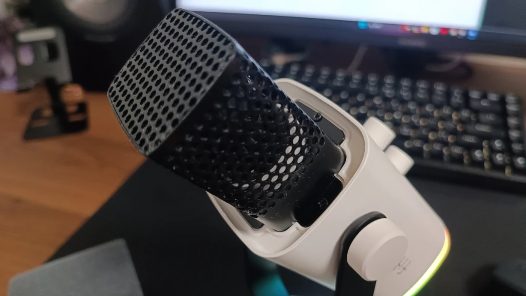 FIFINE AmpliGameAM8W ダイナミックマイクはいいぞ | マーケット